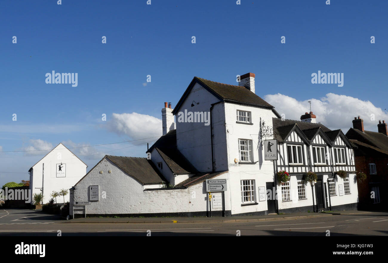 The Bear Inn, Hodnett, Market Drayton, Shropshire, England, UK Banque D'Images