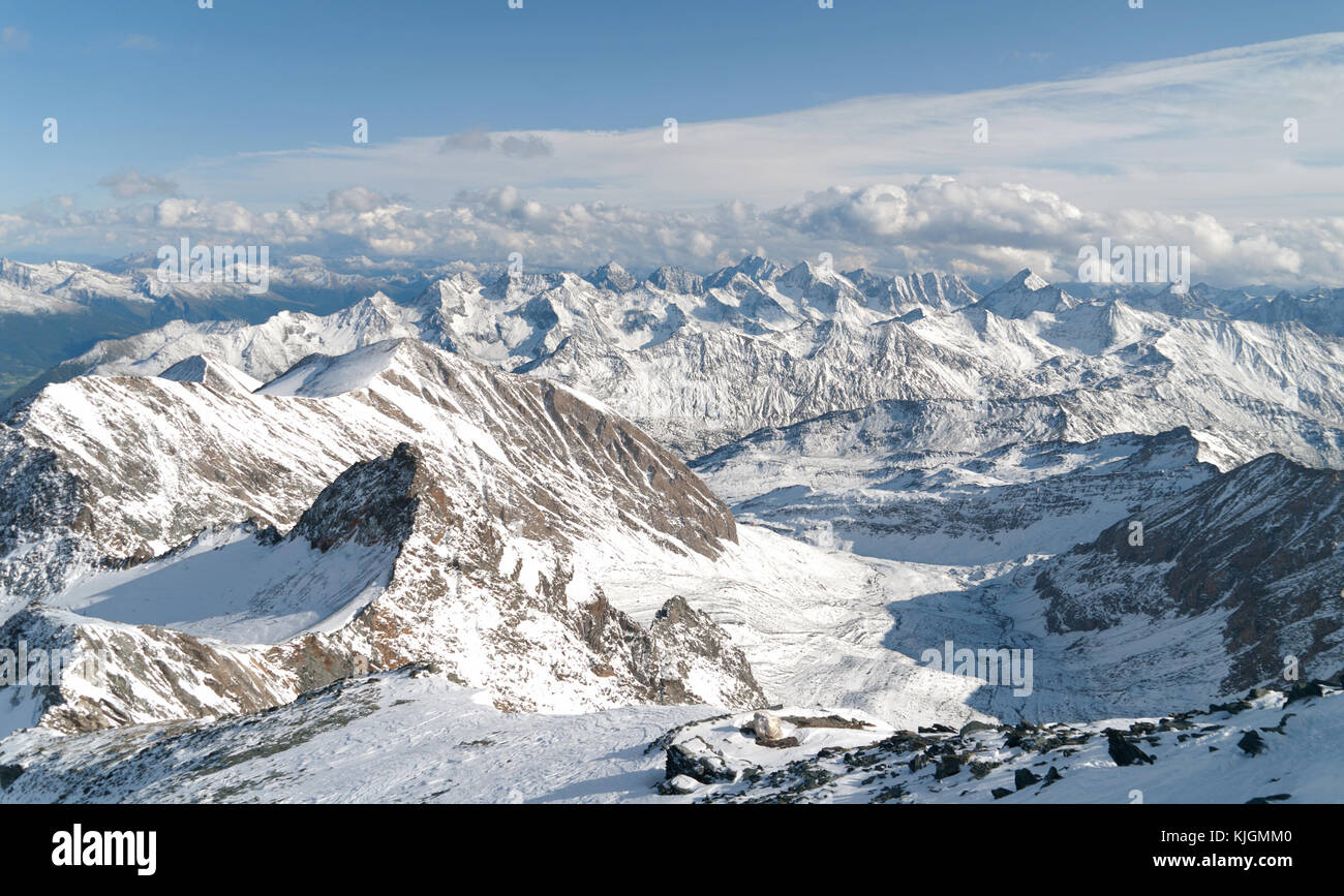 Snowbound Parc national Hohe Tauern, dans les Alpes autrichiennes vu de Erzherzog Johann--hut Banque D'Images