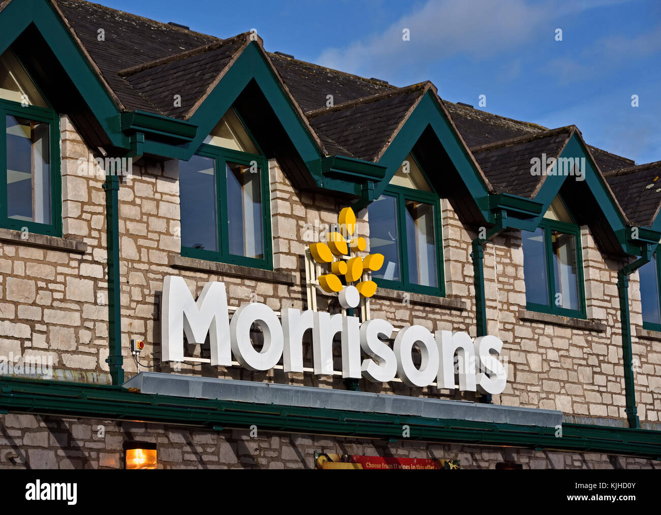 Morrison's Supermarket logo. Morrison's, le vieux Showground, Kendal, Cumbria, Angleterre, Royaume-Uni, Europe. Banque D'Images