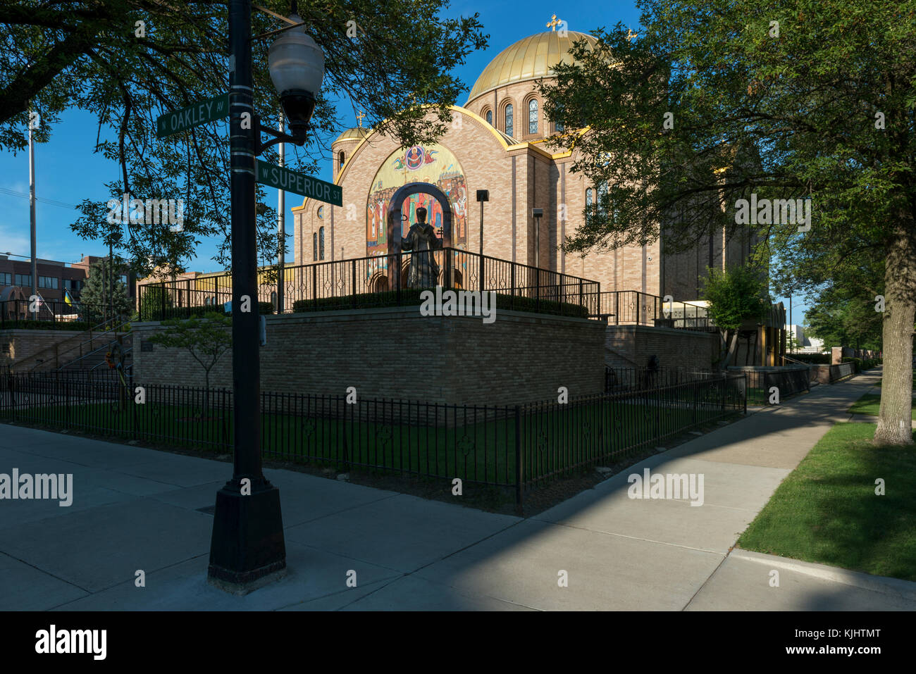 Église catholique ukrainienne Saint Volodymyr et Saint Olha dans le village ukrainien de Chicago Banque D'Images