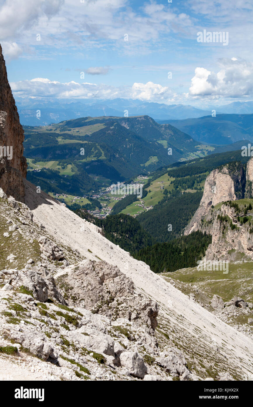 Voir du côté de chedul tal à l'langental dans le naturpark Puez Geisler-ou parco naturale-puez odle Selva Val Gardena Dolomites Italie Banque D'Images