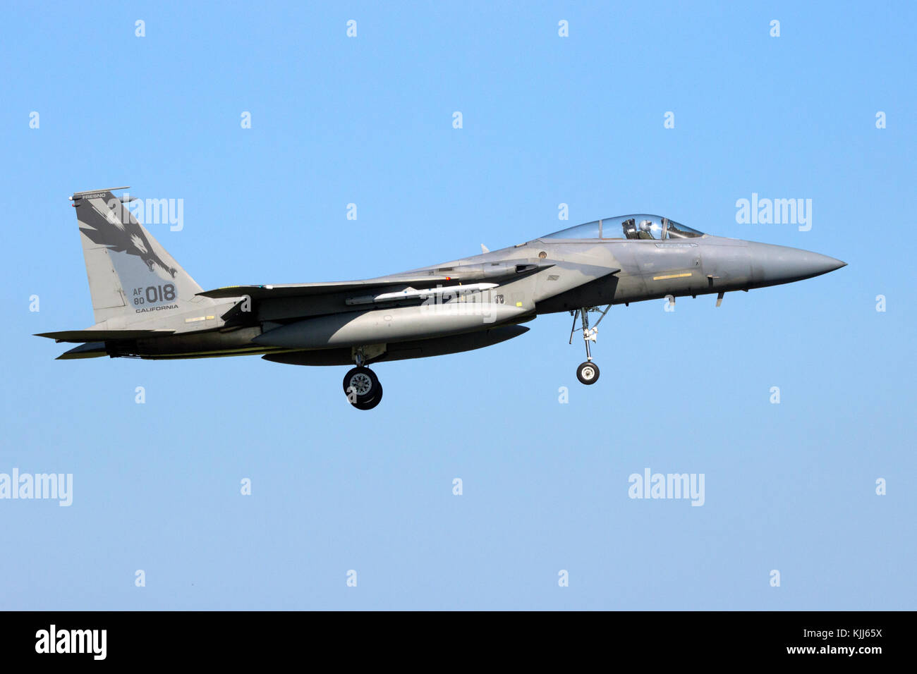 LEEUWARDEN, Pays-Bas - le 21 avr, 2016 : US Air Force McDonnell Douglas F-15C Eagle fighter jet à partir de la 144e Escadre de chasse (California Air Nationa Banque D'Images