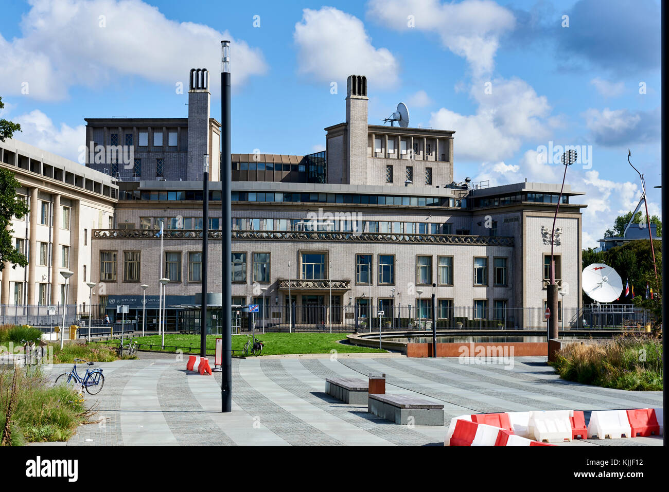 L'ancien bâtiment du Tribunal pénal international pour l'ex-Yougoslavie (TPIY) à La Haye, ville internationale de la paix, aux Pays-Bas. Banque D'Images