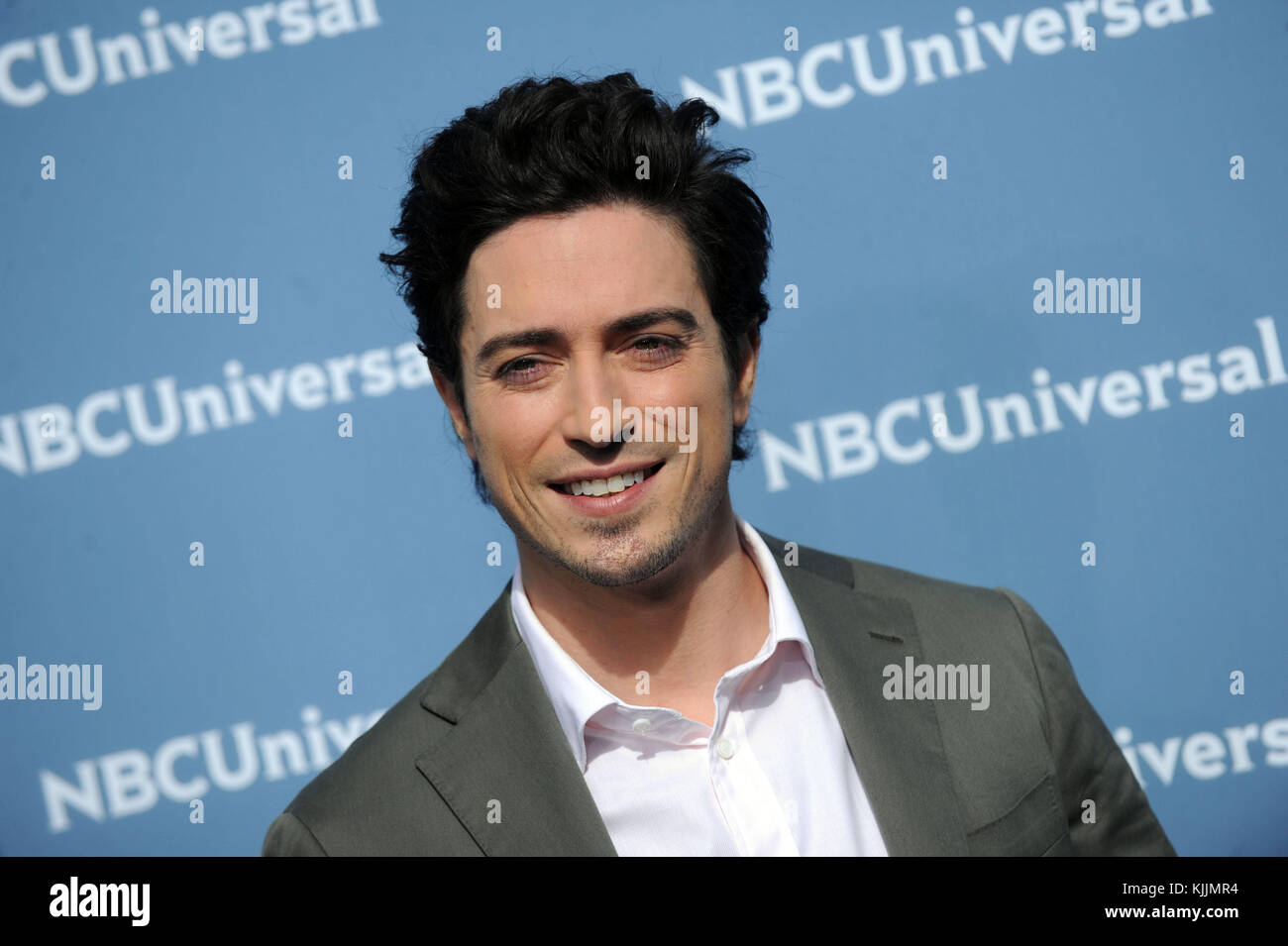 NEW YORK, NY - 16 MAI : Ben Feldman assiste au NBCUniversal 2016 le 16 mai 2016 à New York. Les gens : Ben Feldman Banque D'Images