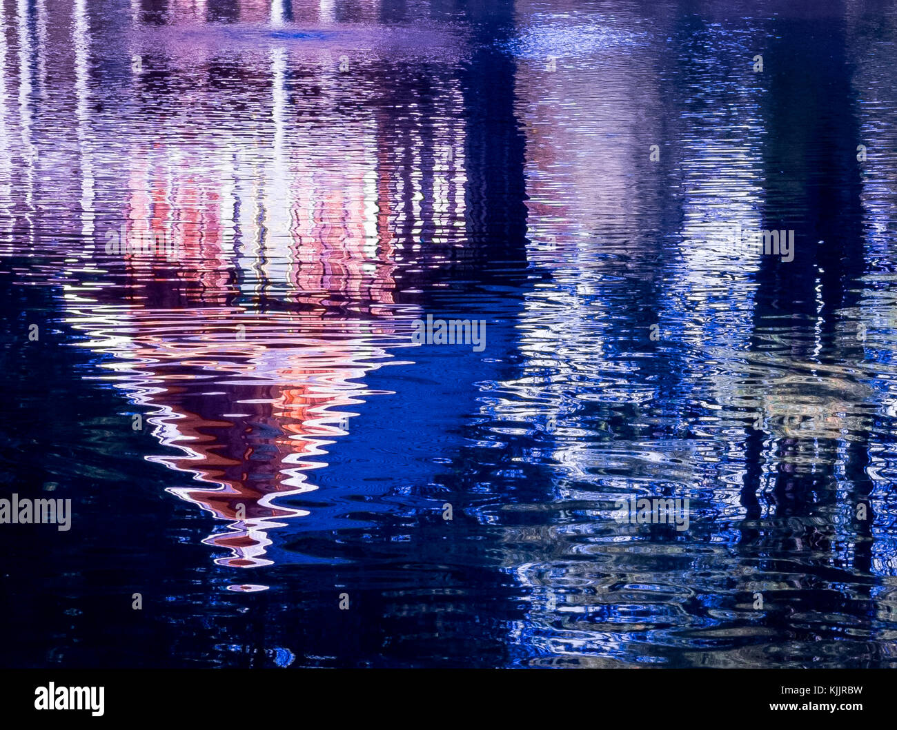 Réflexions sur un lac CONNECTICUT Banque D'Images