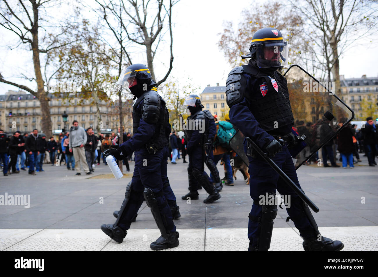 La police anti-émeute à Paris. La France. Banque D'Images