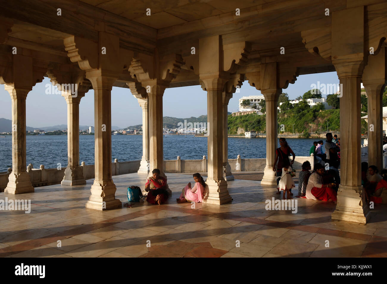 Baradari construit par Shah Jahan au lac Anasagar, Ajmer, Inde. Banque D'Images
