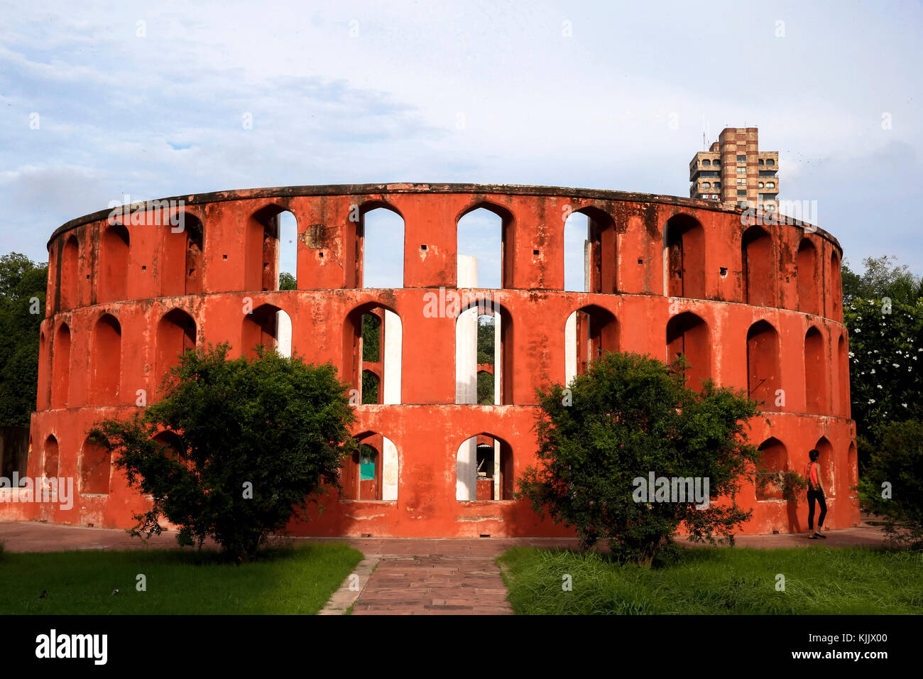 Situé à Delhi, Jantar Mantar se compose de 13 instruments d'astronomie d'architecture. Le site est l'un des cinq construit par le Maharaja Jai Singh II de Jaipur. Banque D'Images