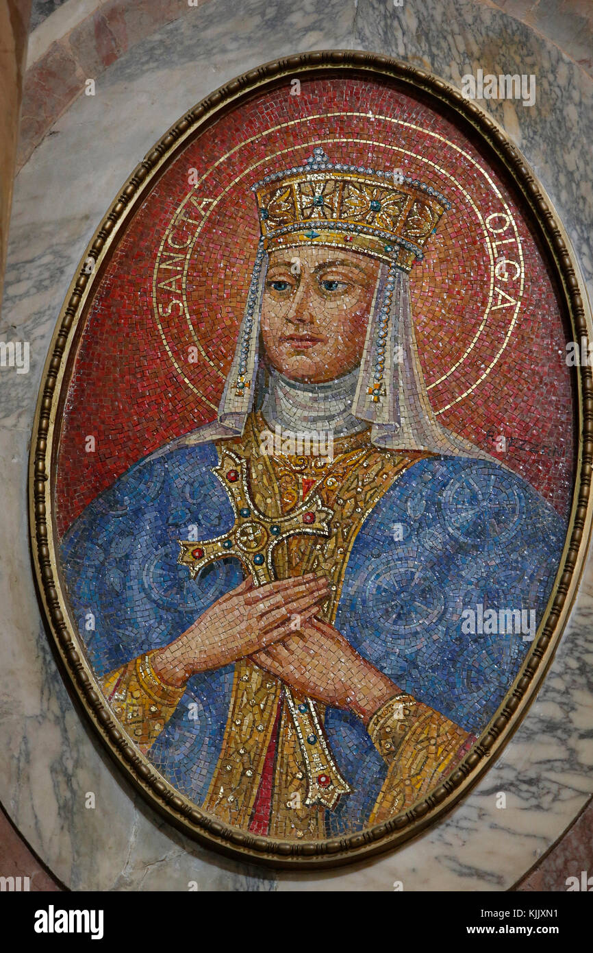 St Olga mosaïque dans la basilique Saint Pierre, Rome. L'Italie. Banque D'Images