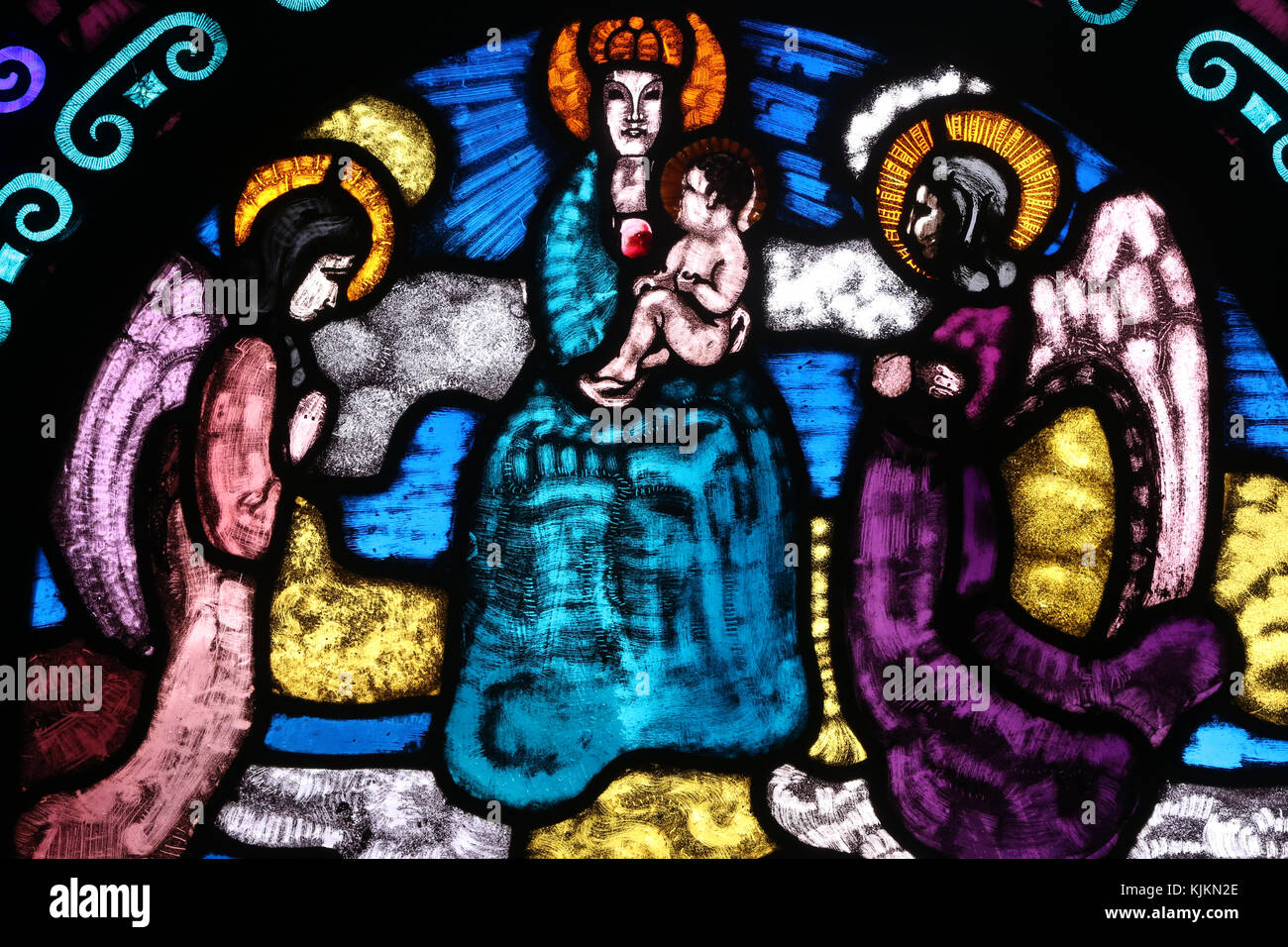 L'église Saint-Paul. Vitrail par un Poncet. Sainte Vierge à l'enfant Jésus. Genève. La Suisse. Banque D'Images