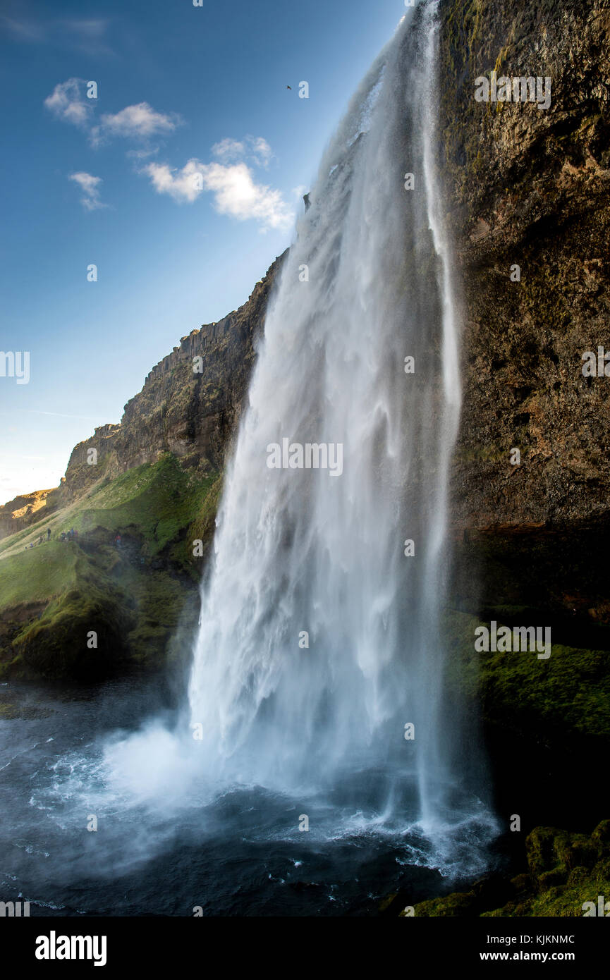 Cascade de Seljalandsfoss. L'Islande. Banque D'Images