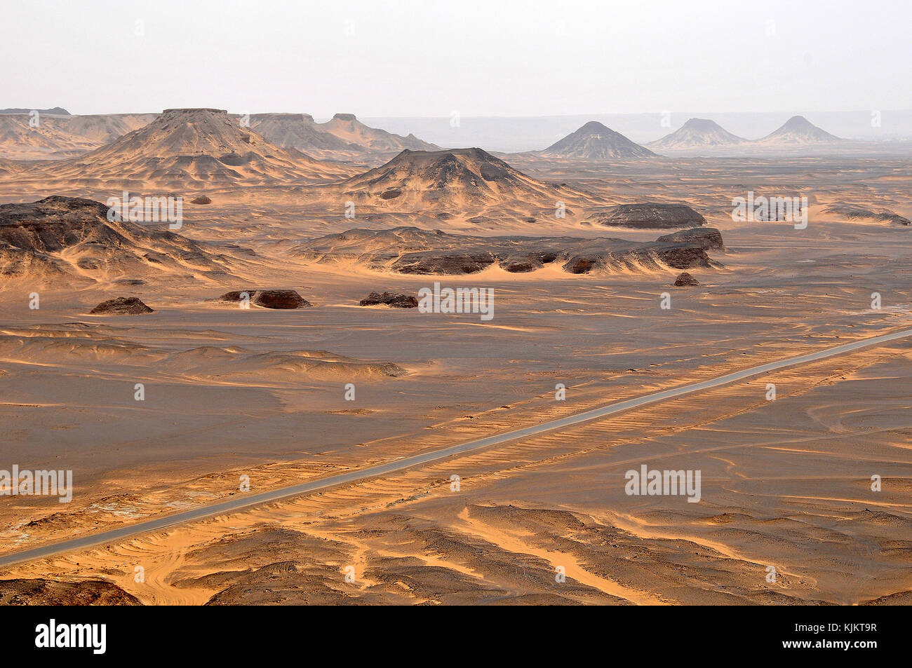 Bahariya oasis dans le désert égyptien 'black', province Assiout. L'Égypte. Banque D'Images