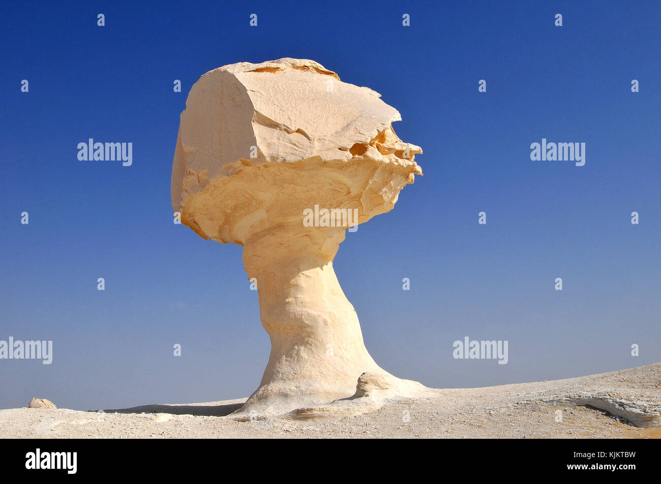 Le désert blanc, province Assiout. L'Égypte. Banque D'Images