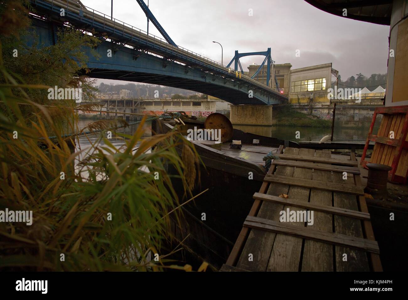 Les rives de la Seine l'île Seguin - 17/11/2011 - France / Ile-de-France (région) / Boulogne-Billancourt - Pont Renault de l'île Seguin - Sylvain Leser / le Pictorium Banque D'Images