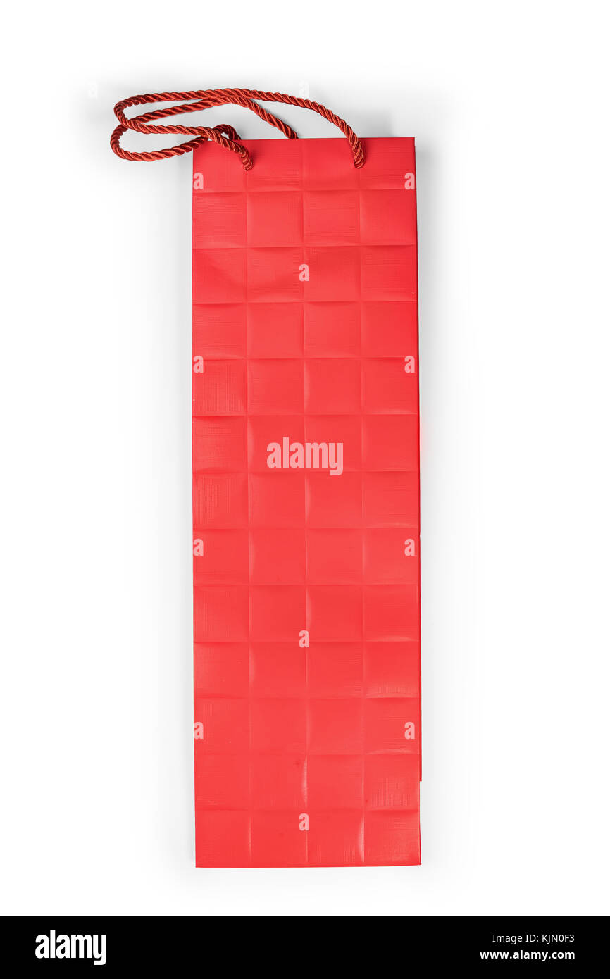 Sac cadeau rouge pour bouteille de vin. télévision restèrent isolées sur fond blanc Banque D'Images