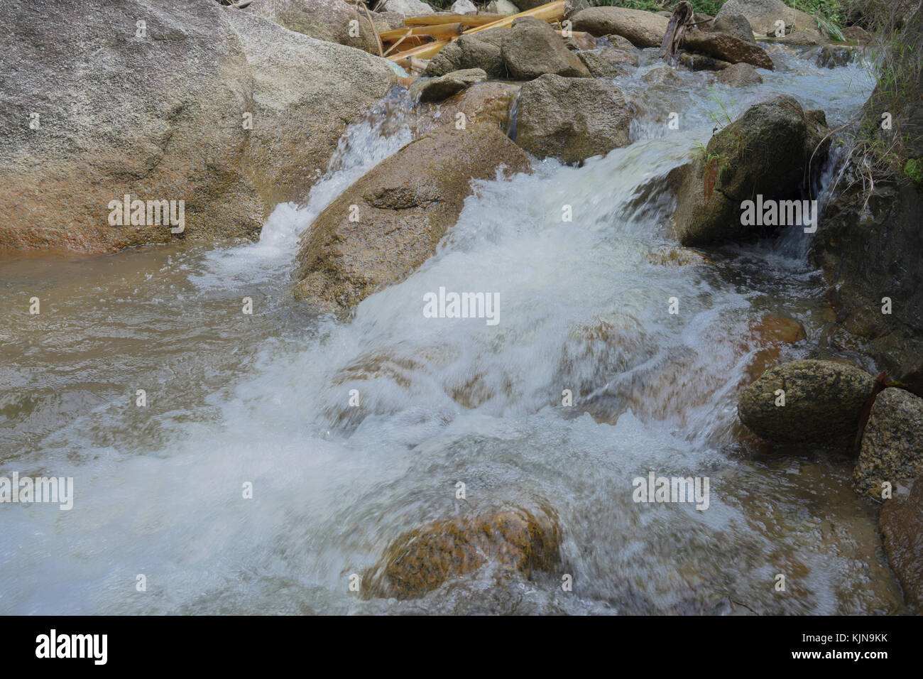 L'obturation lente de la rivière Batu kurau, taiping, Perak, Malaisie Banque D'Images