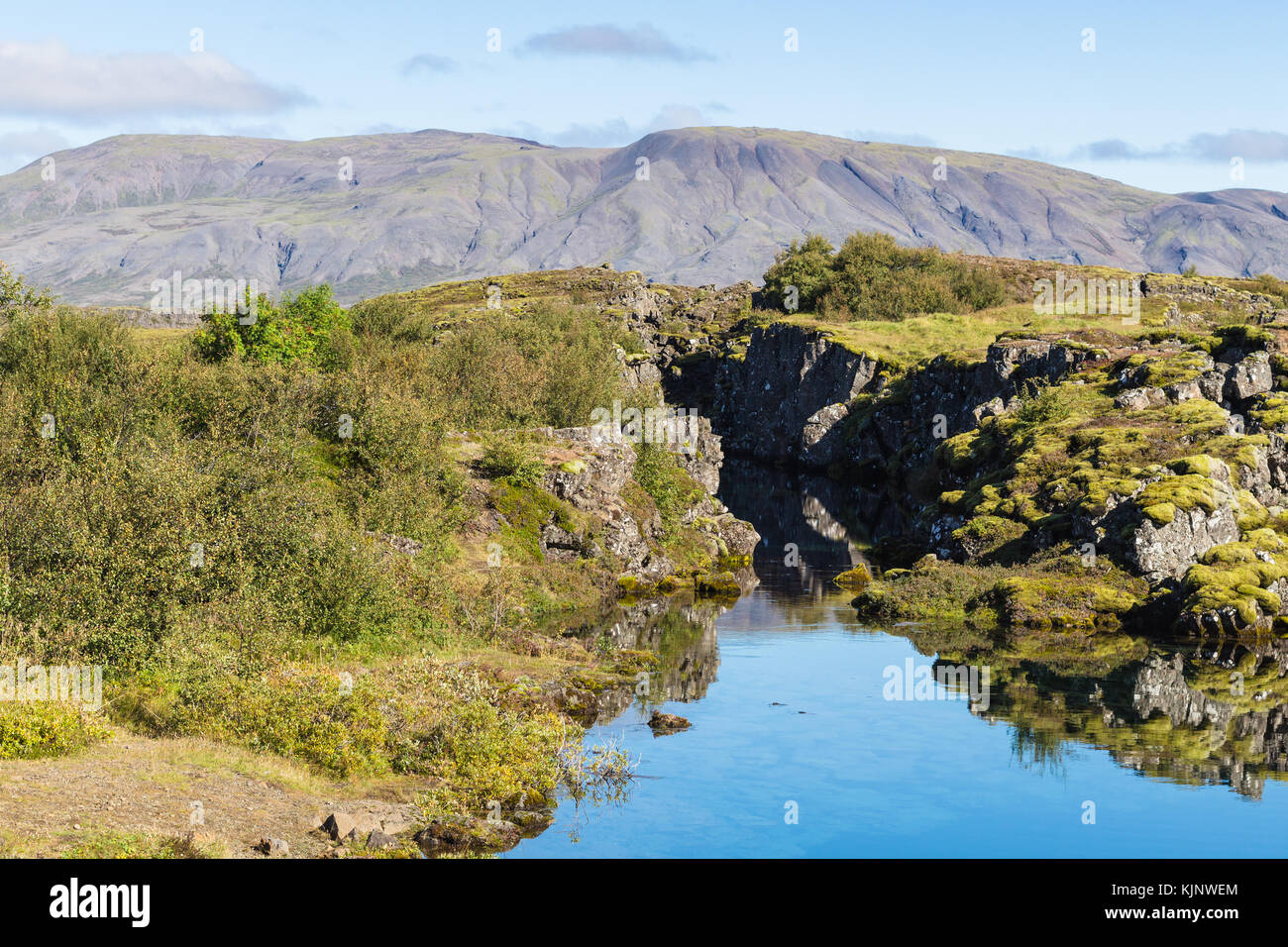 Voyager en Islande - vue sur la vallée de silfra s.p.a. gorge, dans le parc national de thingvellir en septembre Banque D'Images