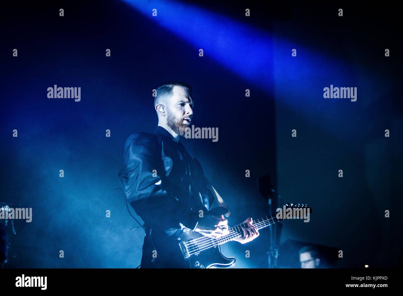 Milan, Italie. 28 nov, 2017 28 novembre 2017. milan fait mal en concert à fabrique crédit : Roberto finizio/Alamy live news Banque D'Images