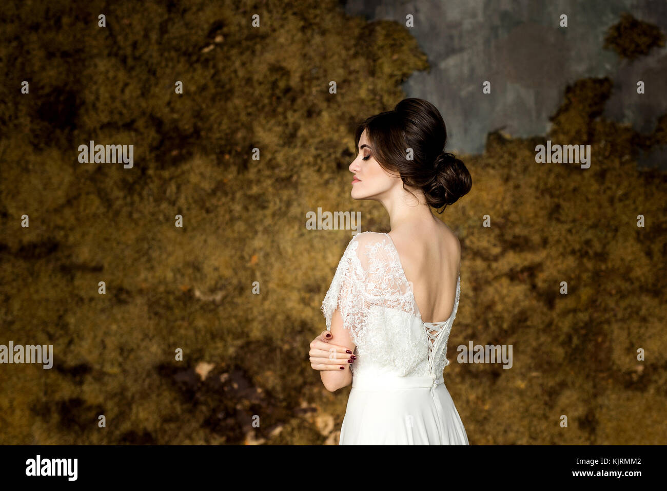 Portrait of de mariée en robe blanche. Mariée en robe de mariage. Banque D'Images