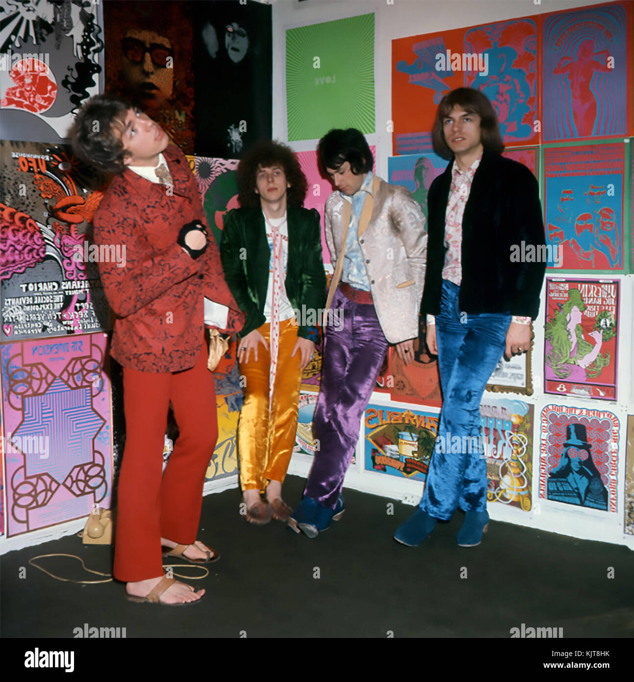 Demain groupe rock/pop britannique en juillet 1967. De Gauche À Droite : John Wood, John Alder, Keith West, Steve Howe. Photo: Tony Gale Banque D'Images