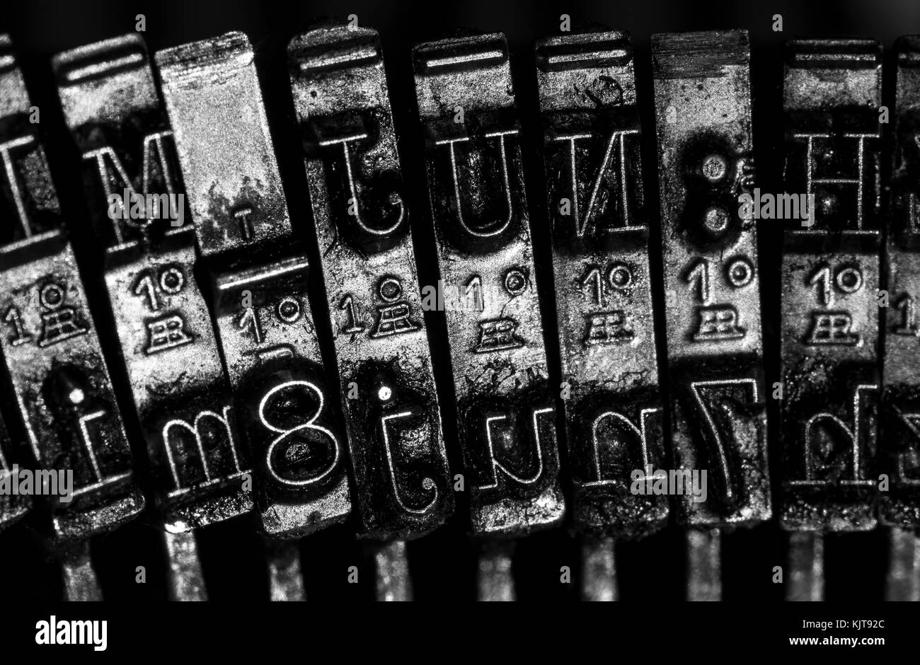 Détails machine à écrire. plan macro sur vieux, sale de la saisie des éléments métalliques Banque D'Images