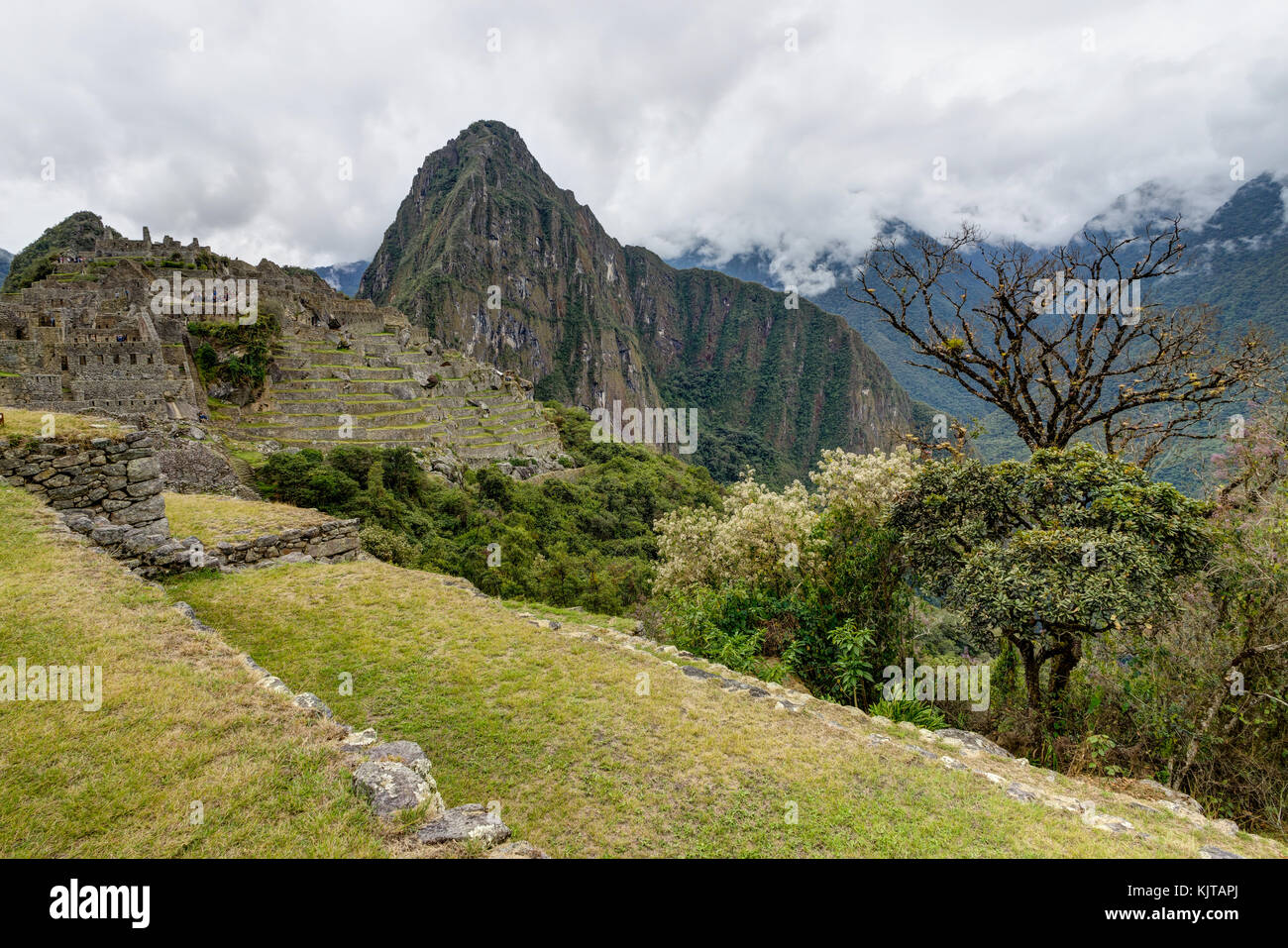 Photo prise en août 2017 au Macchu Picchu au Pérou, Amérique du Sud : Macchu Picchu au Pero Custo en Amérique du Sud. Un Patrimoine Mondial de l'UNSESCO côté. Banque D'Images