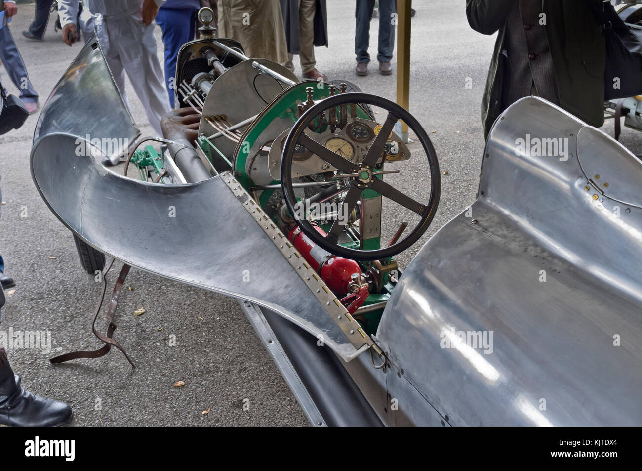 Aston Martin lame de rasoir 1500cc 1923, de Havilland en aluminium, Goodwood Revival, historic motor racing Banque D'Images