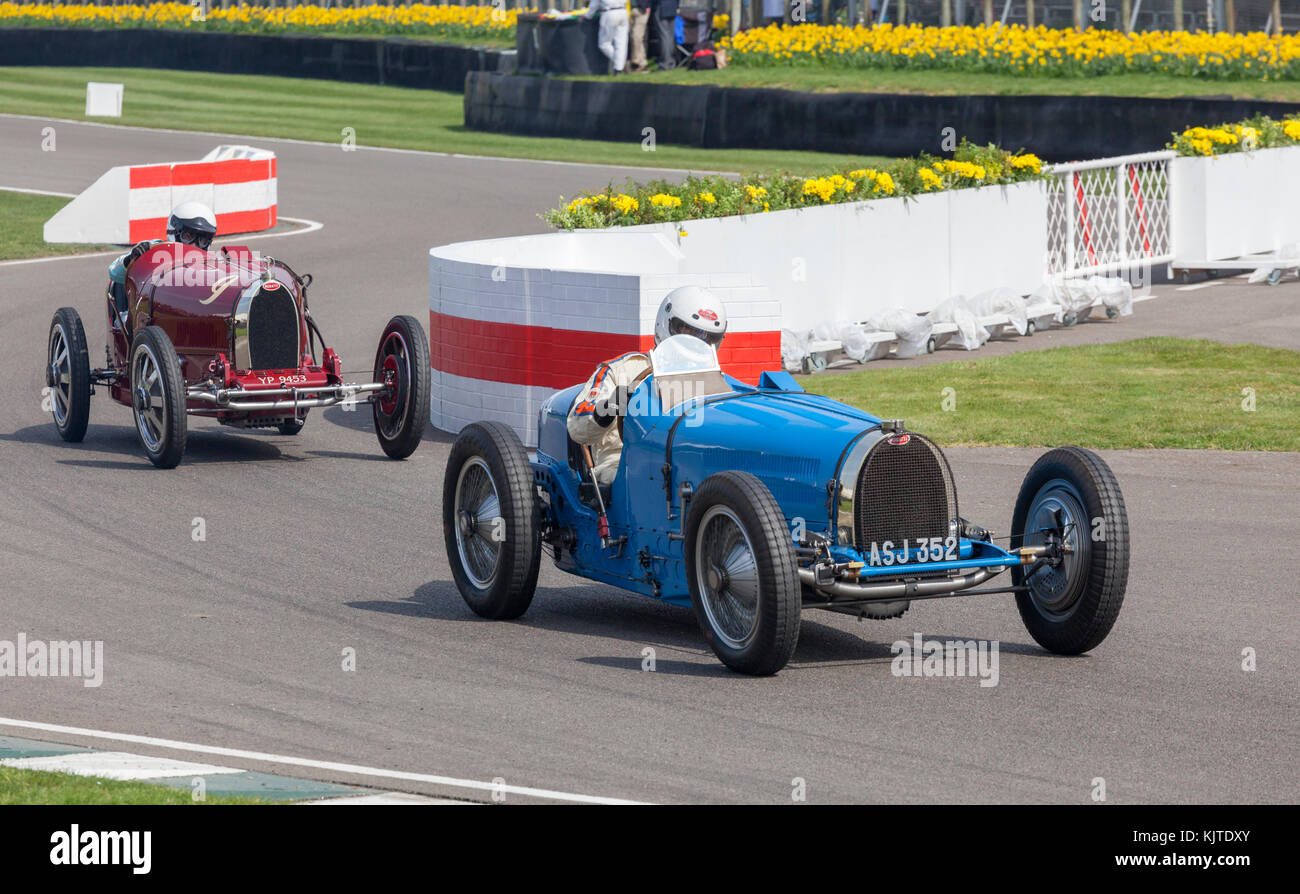 Bugatti Goodwood Revival, course de moto Historique Banque D'Images