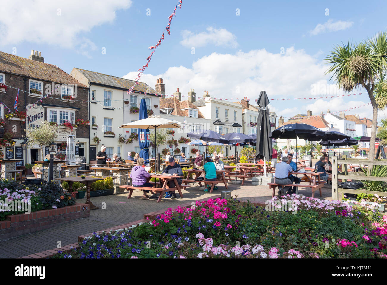 Tête du roi jardin terrasse, Beach Street, Deal, Kent, Angleterre, Royaume-Uni Banque D'Images