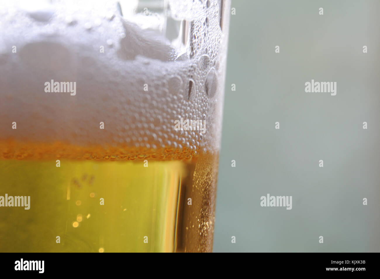 Verre à bière bien fraîche Banque D'Images