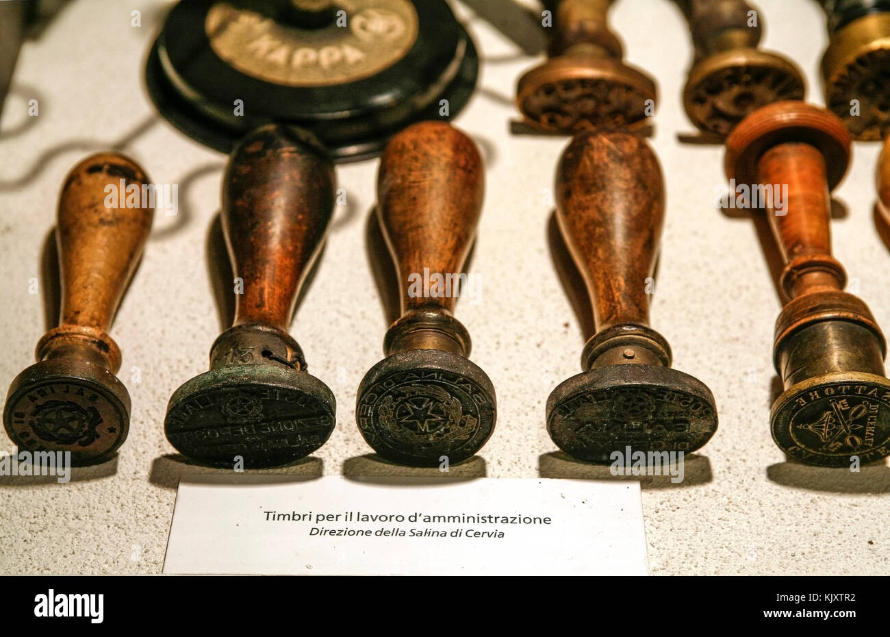 Italie Emilie Romagne Cervia : Musée du sel : timbres pour les travaux administratifs Banque D'Images