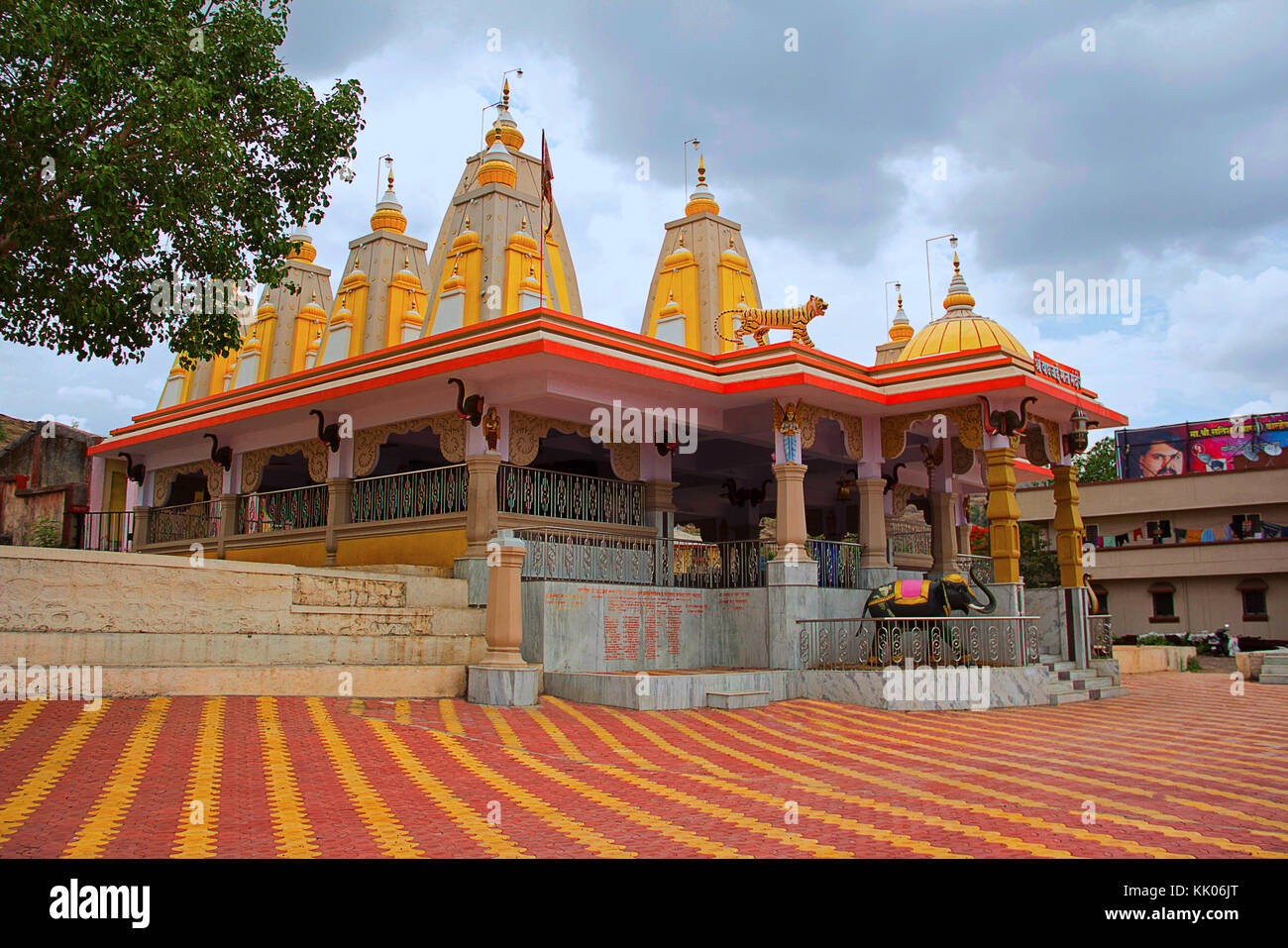 Vue du temple de Waghjai Mata, Shindewadi, route de Pune Satara, Pune Banque D'Images