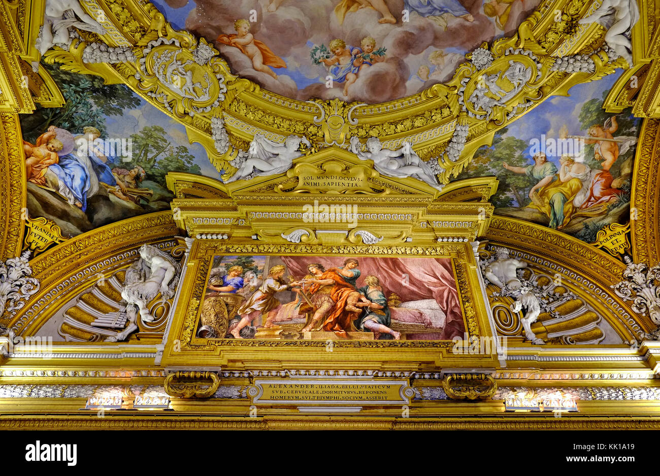 Très décoratif plafond dans le palais Pitti Palace, Florence, Italie Banque D'Images
