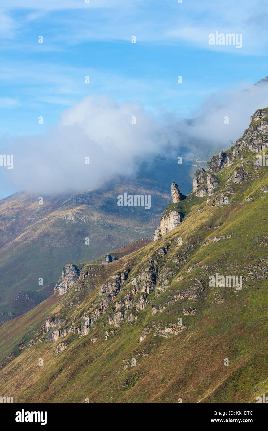 Vue depuis le mirador de covalruyu, miera vallée, valles pasiegos, Cantabria, Spain, Europe Banque D'Images