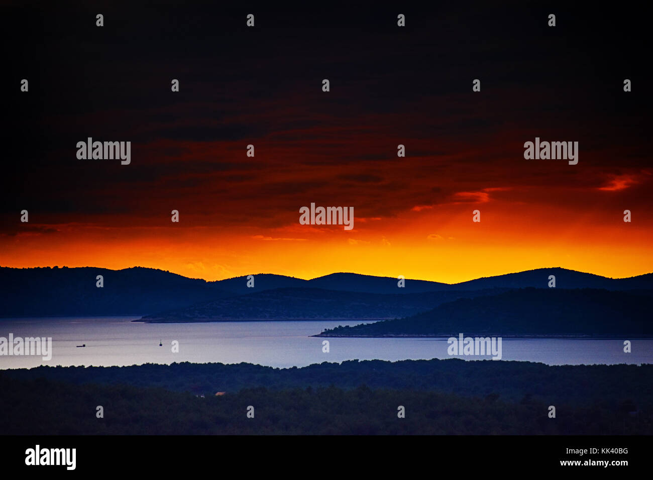 Le feu du ciel, coucher de soleil spectaculaire @ Šibenik , Croatie Banque D'Images