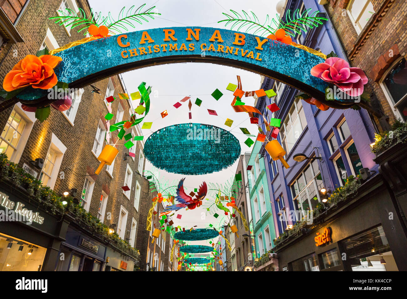 Sur le thème du carnaval de Noël lumières de Noël 2017 à Carnaby Street, Londres Banque D'Images