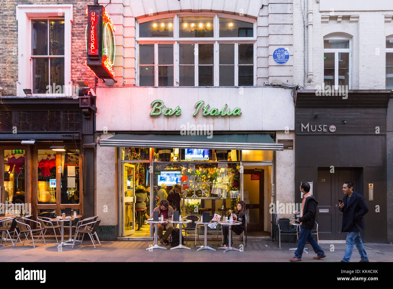 Bar Italia, extérieur du célèbre café italien établi de longue date et bar à Frith Street, Soho, Londres, Royaume-Uni Banque D'Images