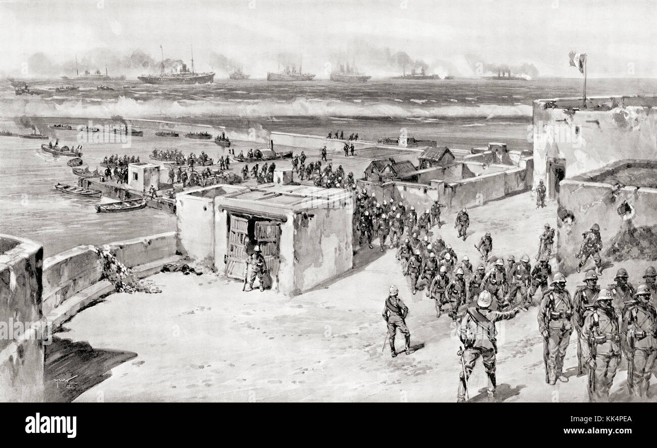 Le gouvernement italien a déclaré la guerre à la Turquie en 1911 parce qu'il avait refusé d'autoriser l'occupation militaire de Tripoli par l'Italie. troupes italiennes sont vues ici l'atterrissage après le bombardement de Benghazi. de Hutchinson's histoire de l'ONU, publié en 1915. Banque D'Images