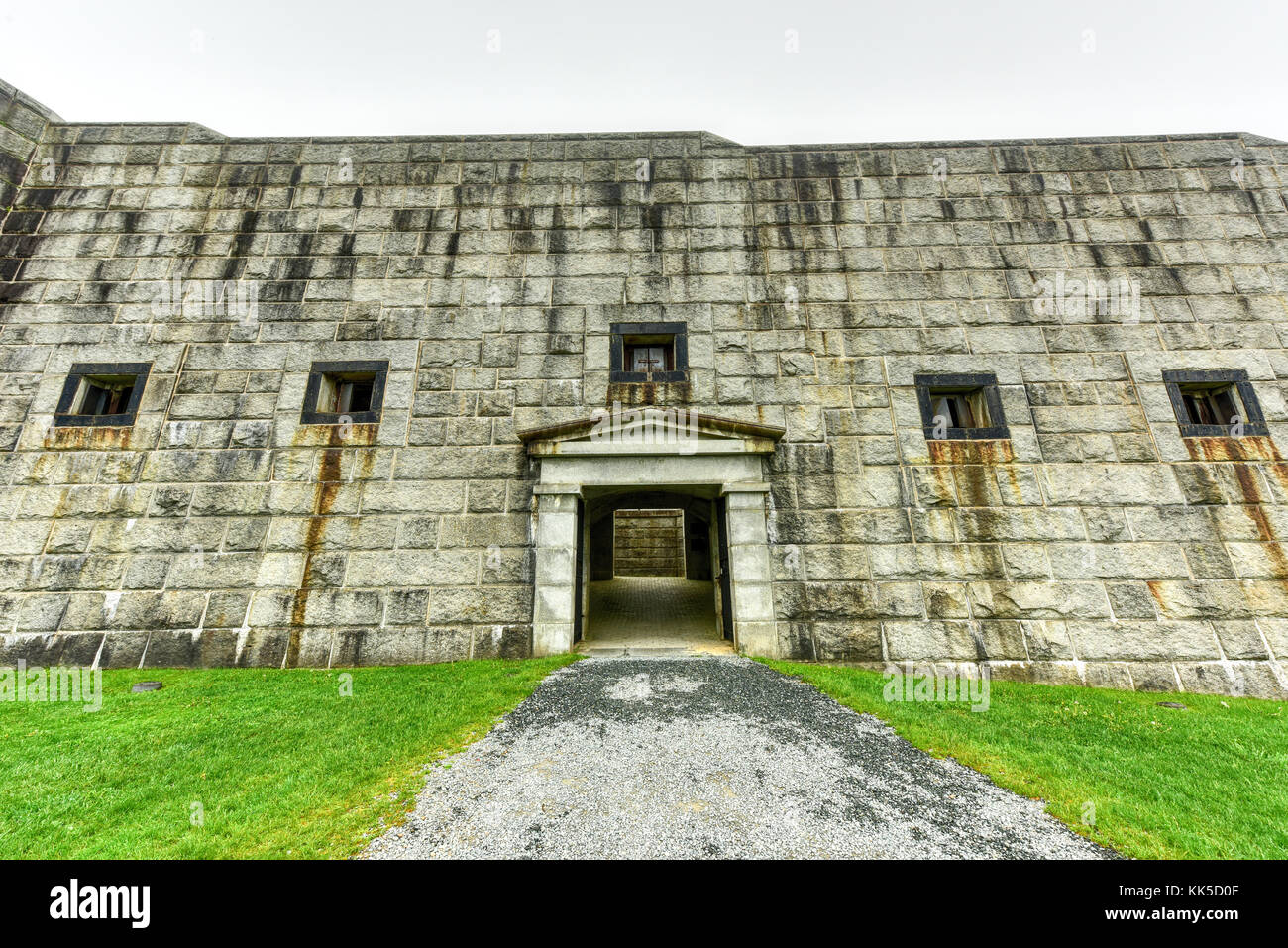 Fort Knox sur la rivière Penobscot, Maine, USA. Construit entre 1844 et 1869, il a été le premier fort dans le Maine construit de granit. Banque D'Images