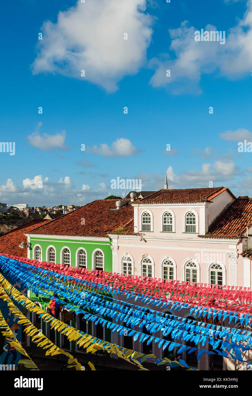 Festival de Sao Joao décorations sur Largo do Pelourinho, elevated view, Salvador, état de Bahia, Brésil Banque D'Images