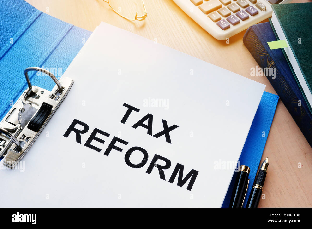 Dossier et documents sur la réforme fiscale. Banque D'Images