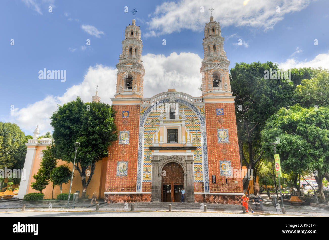 Puebla, Mexique - juillet 6, 2013 : le sanctuaire de Notre-Dame de Guadalupe est l'un des pays les plus représentatifs de façades de la soi-disant puebla, baroque Banque D'Images