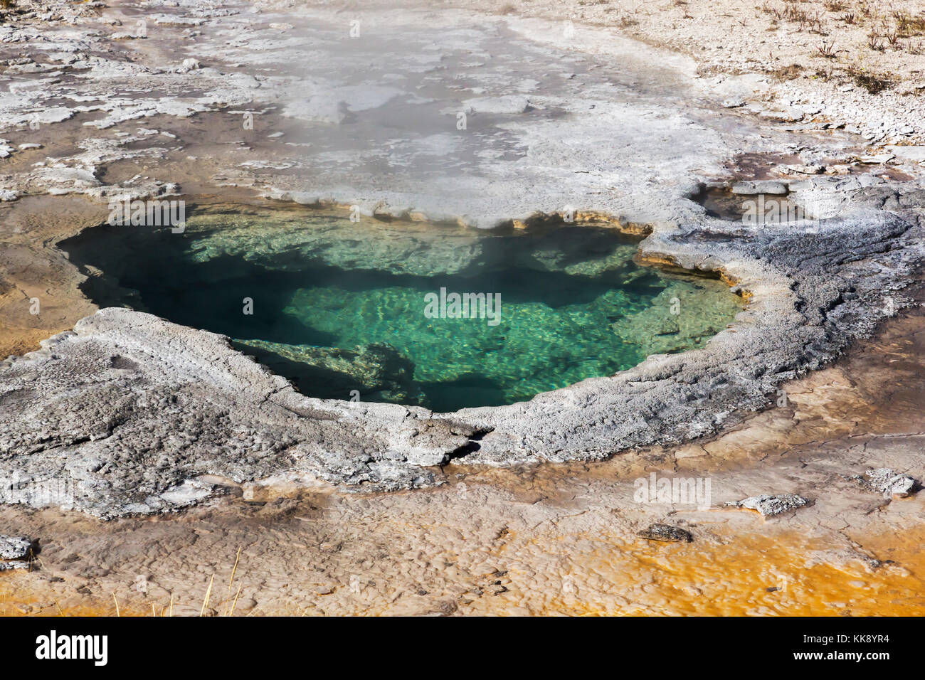 La dépression thermique dans la fonction geyser geyser Basin, parc national de Yellowstone Banque D'Images