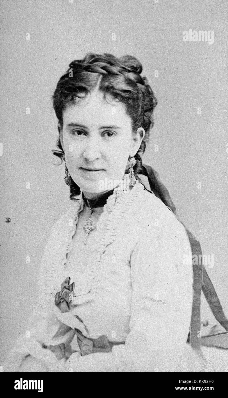 Photographie portrait de Clara Louise Kellogg, soprano américaine prima donna entre 1867-1886, 1900. À partir de la Bibliothèque publique de New York. Banque D'Images
