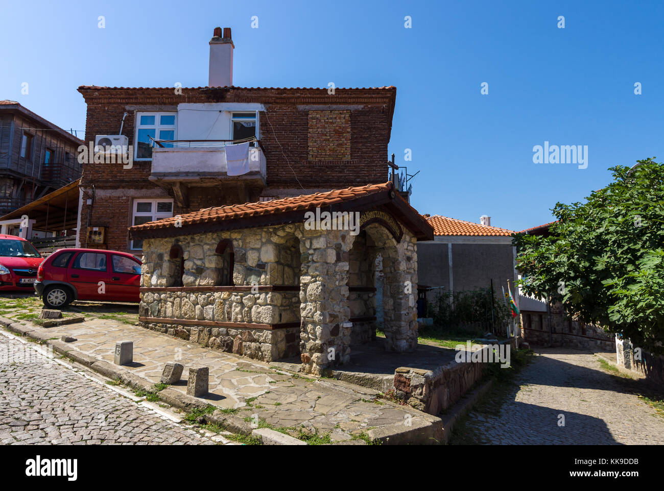 Chapelle de Saint Constantin le Grand et sainte Hélène de Constantinople d'une ancienne ville balnéaire sur la mer Noire côte bulgare de la mer Noire. Banque D'Images