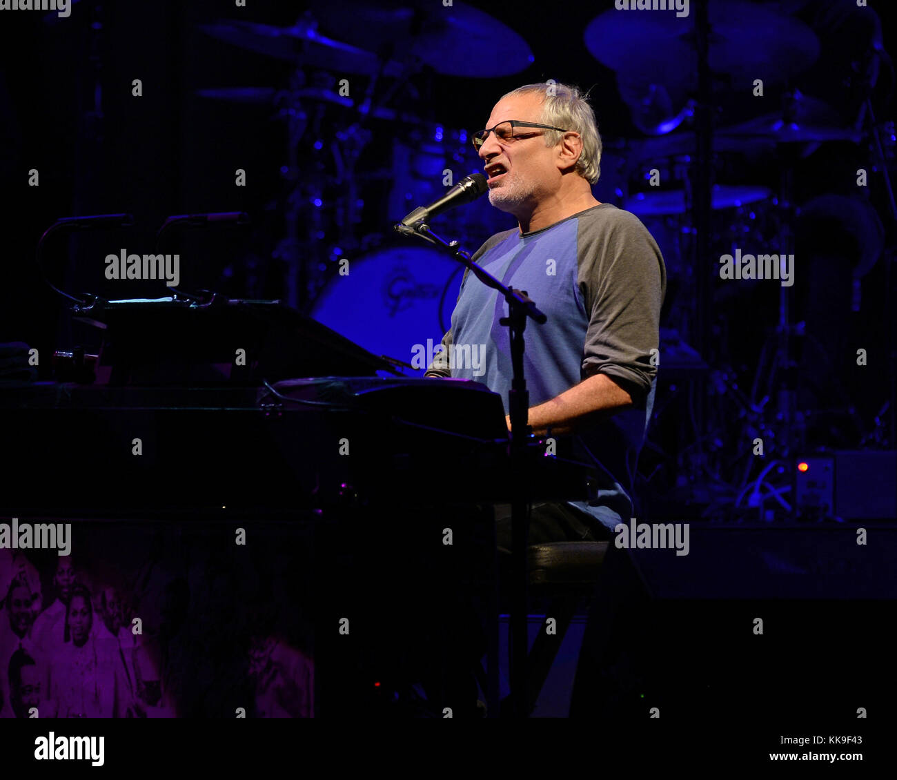 BETHEL, NY - 09 JUILLET : Walter Becker et Donald Fagen de Steely Dan se produisent au Bethel Woods Art Center le 24 mai 2015 à Bethel, New York. Personnes : Donald Fagen T. Banque D'Images