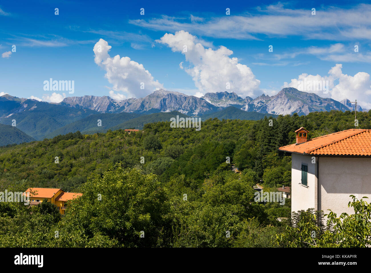 Alpes Apuanes, vue de corfino, Garfagnana, Toscane, Italie, Europe Banque D'Images