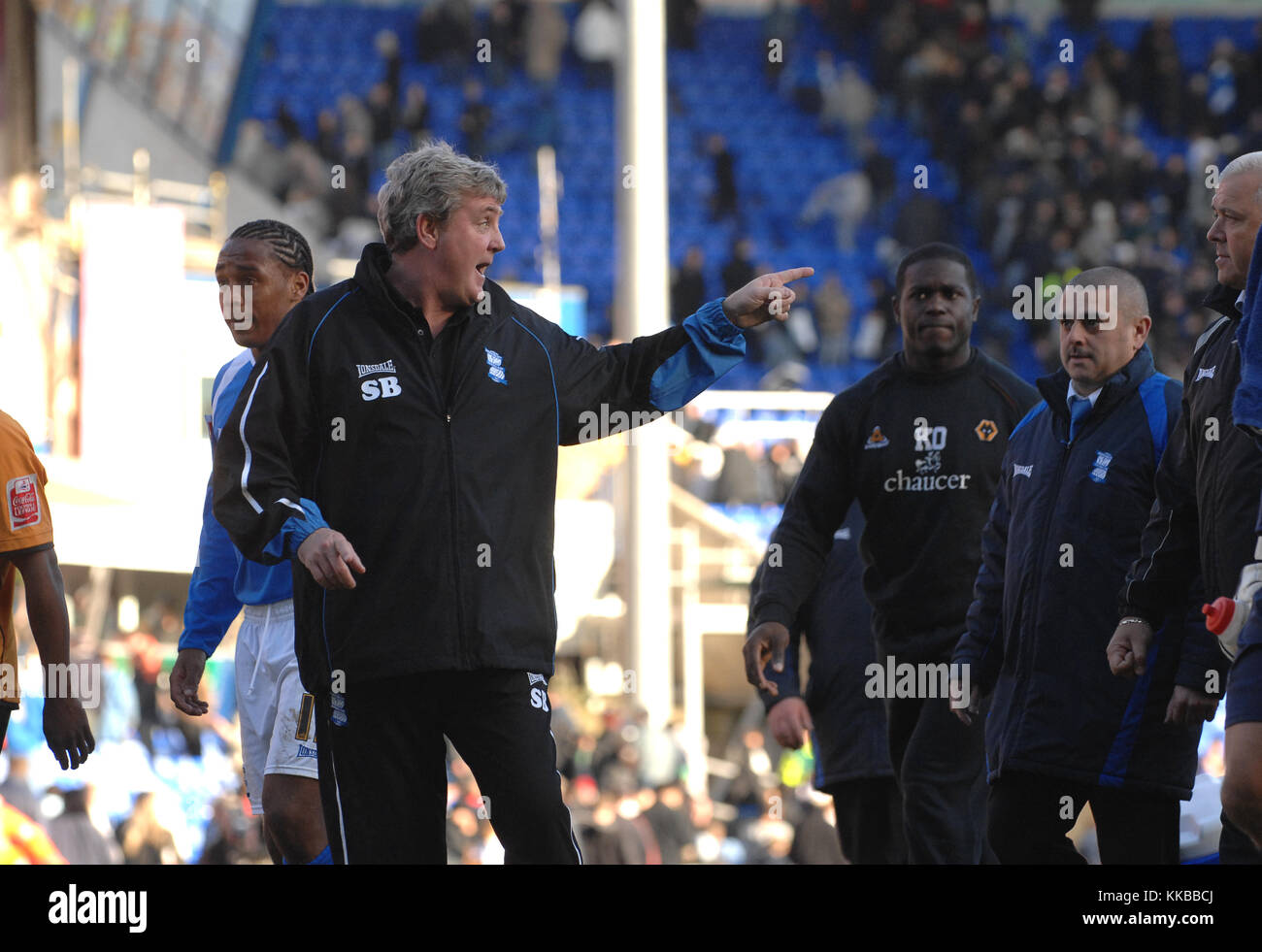 Birmingham City Football manager Steve Bruce se plaindre à l'arbitre 18/11/06 Banque D'Images