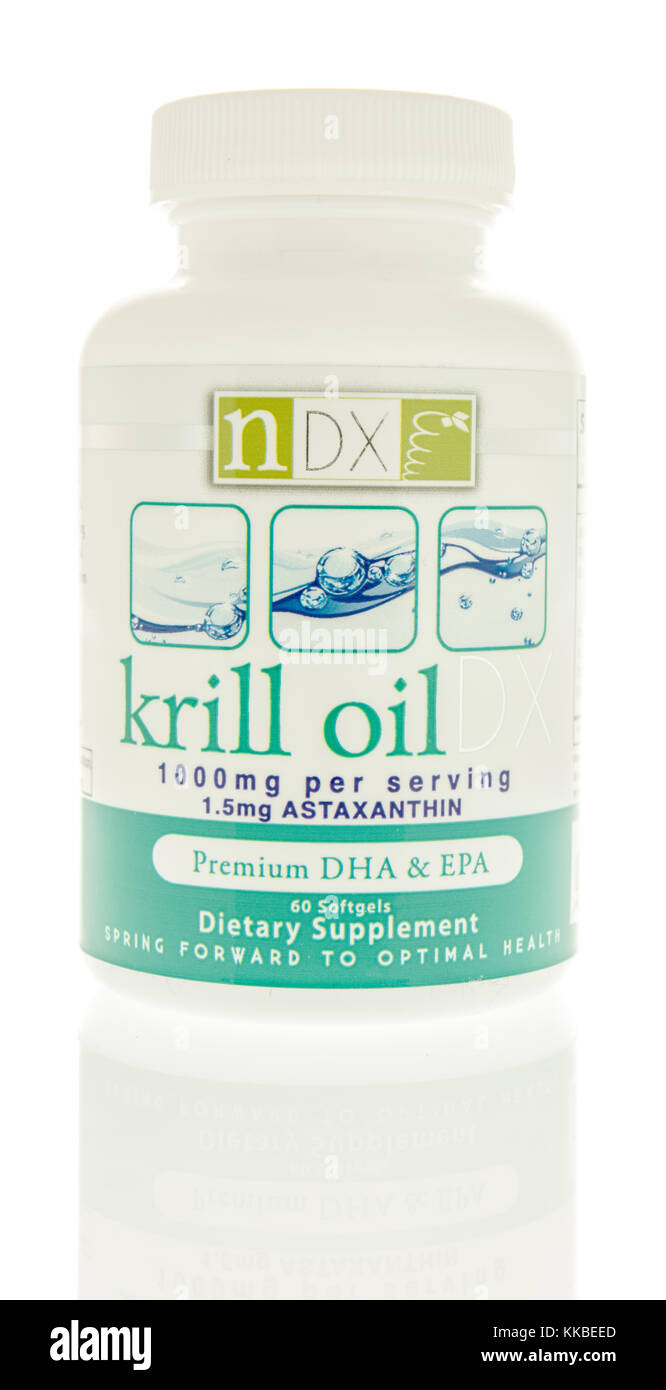 Winneconne, WISCONSIN - 28 novembre 2017 : une bouteille d'huile de krill DX sur un fond isolé. Banque D'Images