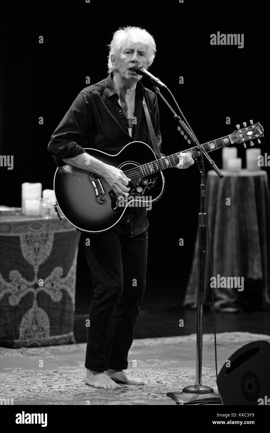 FORT LAUDERDALE, FL - JANVIER 28 : Graham Nash se produit au Parker Playhouse le 28 janvier 2016 à Fort Lauderdale, Floride People : Graham Nash Banque D'Images